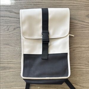 Rains waterproof Unisex Trail Backpack